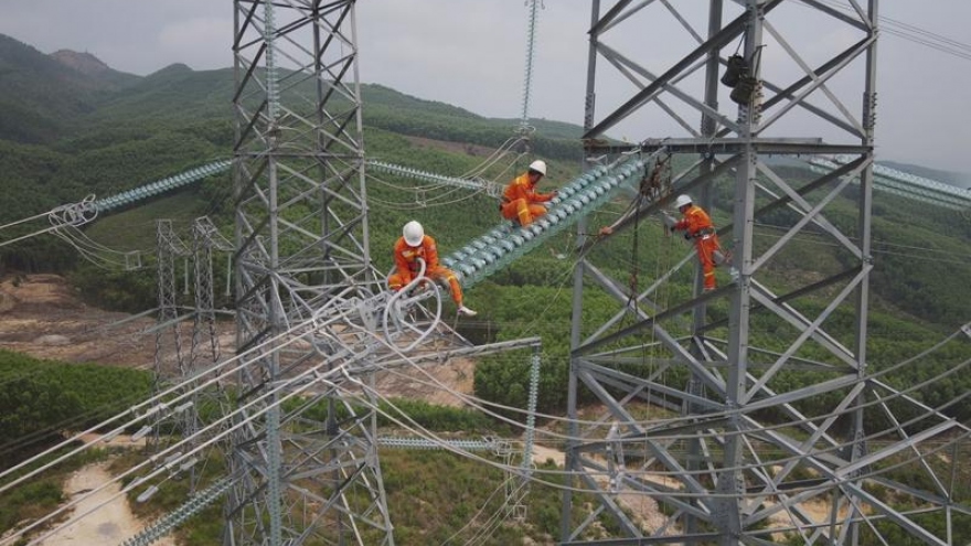 Lập biểu đồ tiến độ các dự án đường dây 500 kV mạch 3 từ Quảng Bình đến Hưng Yên